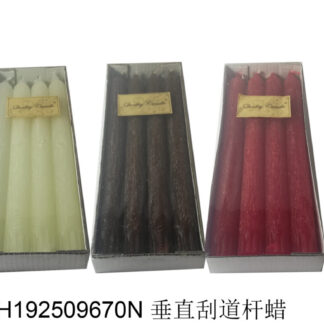 Velas de cera en variedad de colores y formas