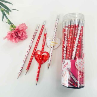 Tubo de lápices con goma de borrar