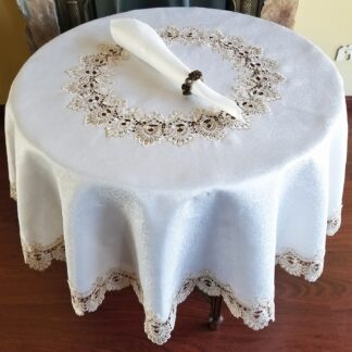 Mantel redondo de encaje